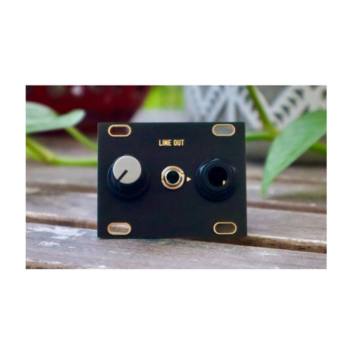 Dusty Clouds Line OUT 1U Alternative panel Matte Black / Gold